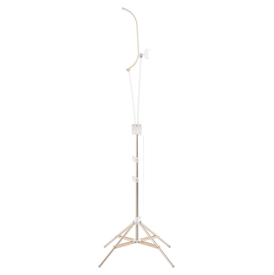 The Lash Tribe GLAMCOR Horizon Pro Kit | Light for lashing is the perfect lighting solution for lash artists. This tripod stand features a light attached to it, providing optimal illumination for precision and accuracy during lash treatments.